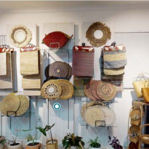 PLACEMATS, RUNNERS & SMALL BASKETS OR POTTERY